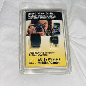 NIKON WU-1a Wireless Mobile Adapter - Brand New